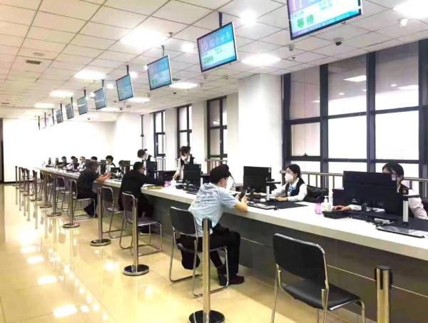 北京金秋启幕，2025年高考报名正式启动，新篇章序曲奏响之际