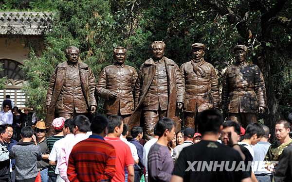 金秋十月红色旅游热潮持续升温